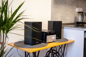 Brand Aparts – Apartmány Vsetín | Apartmán 2 – vybavení (1. foto)